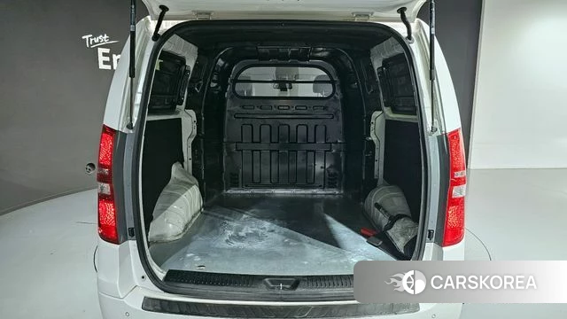 Hyundai The New Grand Starex id 3898479 из Кореи 10