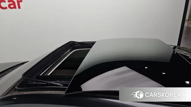 Hyundai Grandeur (GN7) id 3016479 из Кореи 10