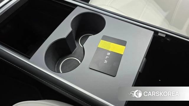 Tesla Model Y id 3909611 из Кореи 10