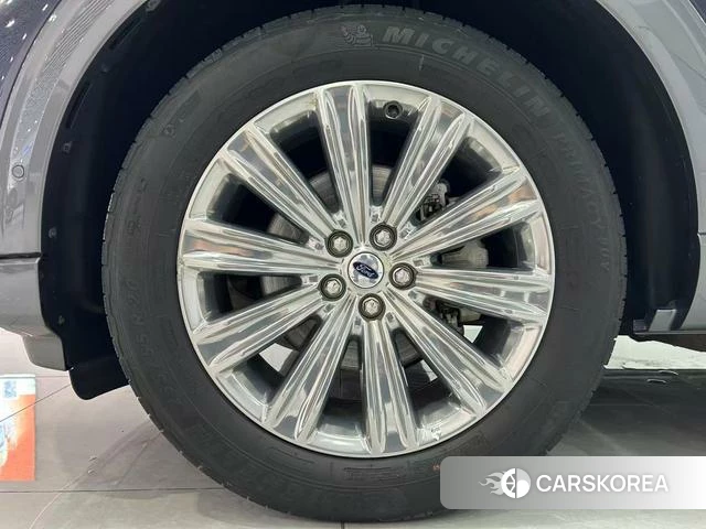 Ford Explorer id 4374755 из Китая 10