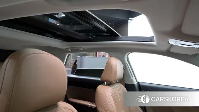 Hyundai Grandeur Hybrid (GN7) id 3555376 из Кореи 10