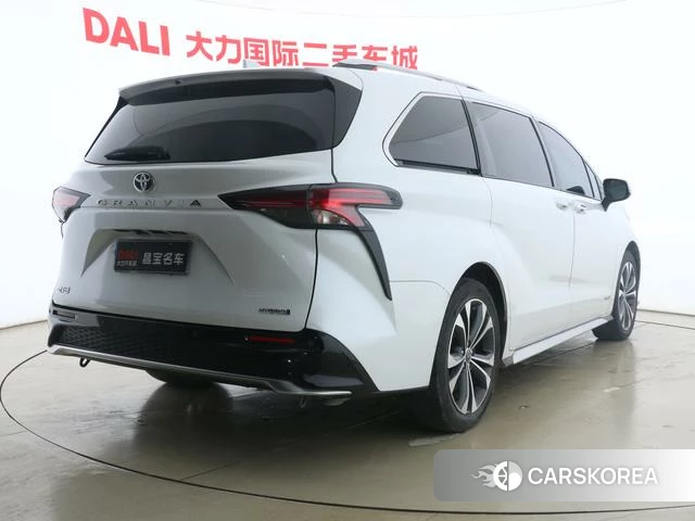 Toyota Grevia id 4275498 из Китая 10