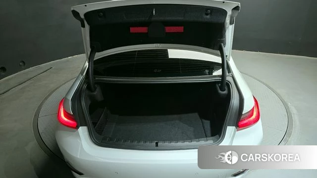 BMW 3 Series (G20) id 3905210 из Кореи 10