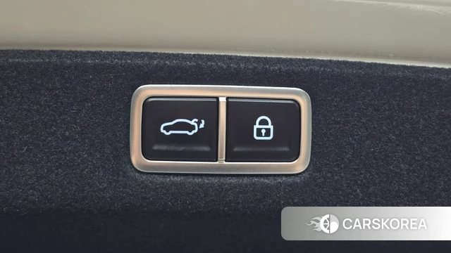 Hyundai Grandeur Hybrid (GN7) id 4687355 из Кореи 10