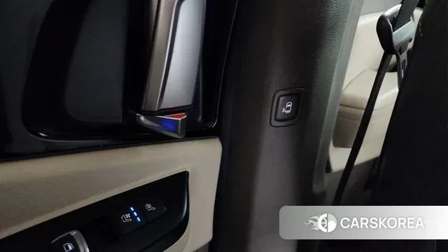 Kia Carnival 4th generation id 3651012 из Кореи 10