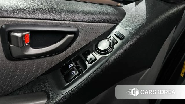 Hyundai The New Grand Starex id 3899706 из Кореи 10