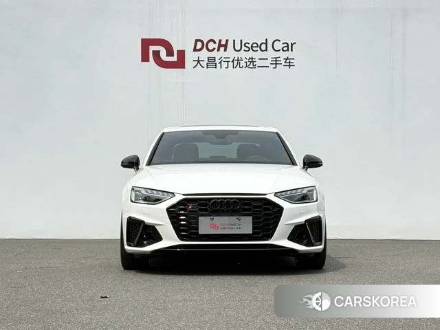 Audi A4L id 4263920 из Китая 10
