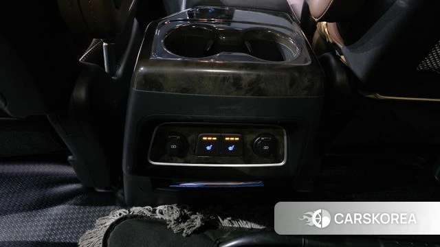 Hyundai The New Grand Starex id 3834891 из Кореи 10