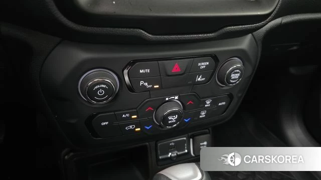 Jeep Renegade id 4381730 из Кореи 10