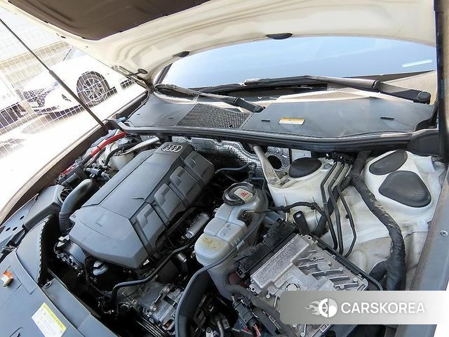Audi A6 (C8) id 3885236 из Кореи 10