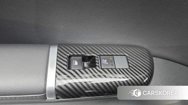 Hyundai Grandeur Hybrid (GN7) id 4249044 из Кореи 10