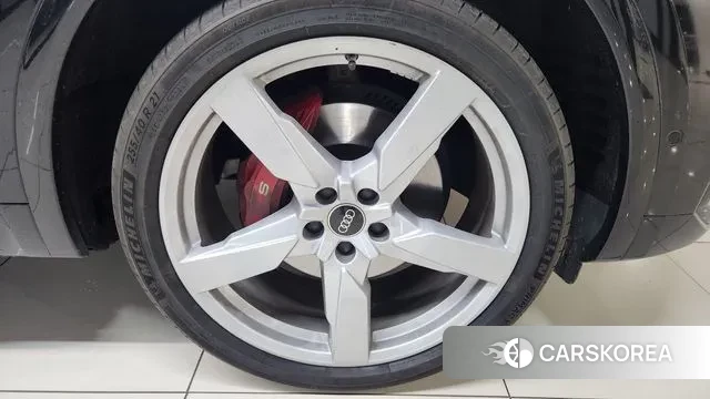 Audi SQ5 (FY) id 3031602 из Кореи 10