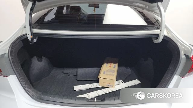 Hyundai Avante AD id 3796250 из Кореи 10