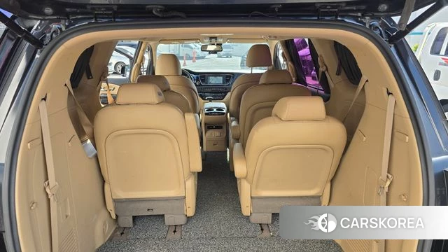 Kia The New Carnival id 4403430 из Кореи 10