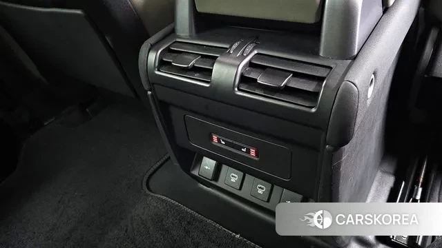 Land Rover Defender (L663) id 3343541 из Кореи 10