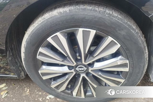 Nissan Teana id 4313887 из Китая 10