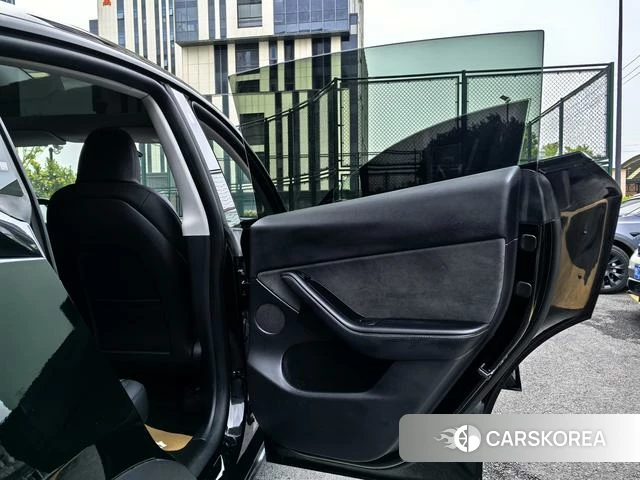 Tesla Model Y id 4229197 из Китая 10
