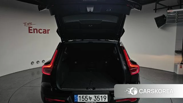 Volvo XC40 id 3909451 из Кореи 10