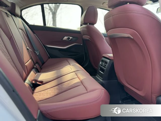 BMW 3 series id 4209433 из Китая 10
