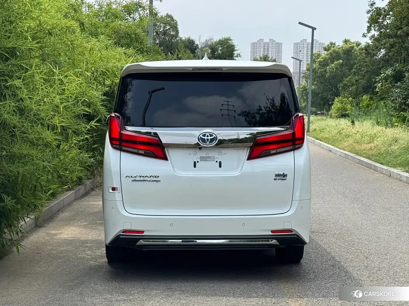 Toyota Elfa id 4679866 из Китая 10