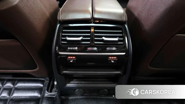 BMW 5 Series (G30) id 4269291 из Кореи 10