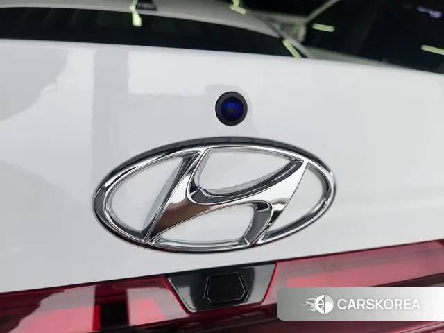 Hyundai Avante Hybrid (CN7) id 3281902 из Кореи 10