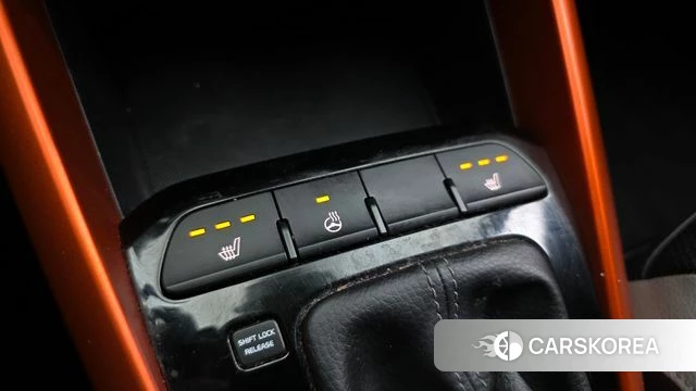 Kia Stonic id 4742243 из Кореи 10