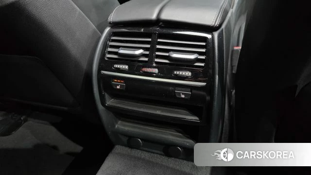 BMW 5 Series (G30) id 3801536 из Кореи 10