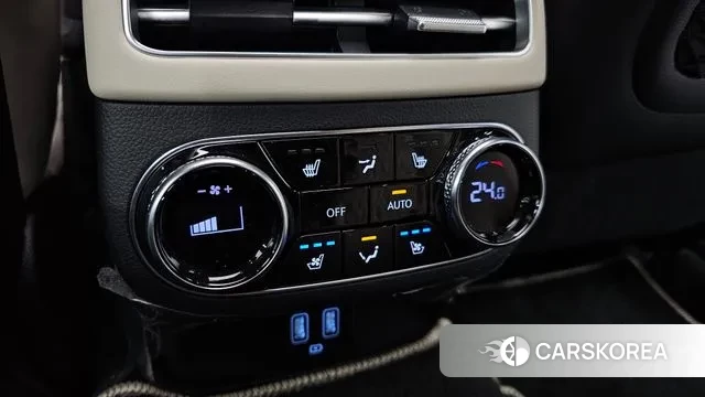 Genesis GV70 id 3555680 из Кореи 10