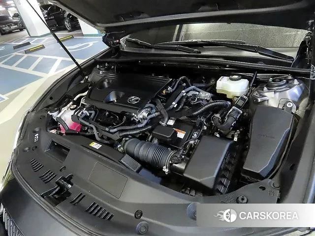 Lexus ES300h 7th generation id 3561094 из Кореи 10