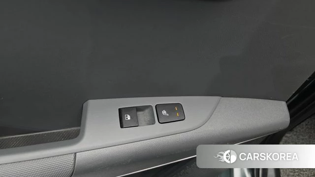 Kia Di Ol Nu Niro id 4281731 из Кореи 10