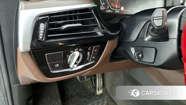 BMW 6 Series GT (G32) id 3144382 из Кореи 10