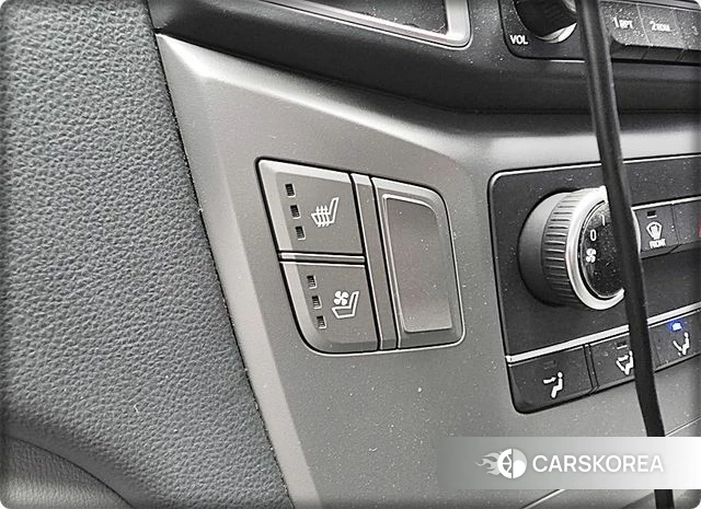 Hyundai The New Grand Starex id 3937121 из Кореи 10