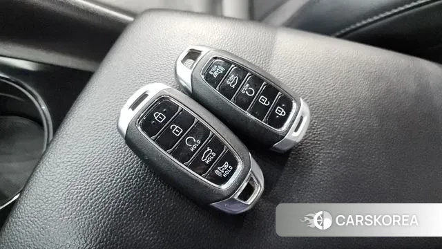 Hyundai Avante (CN7) id 3428240 из Кореи 10