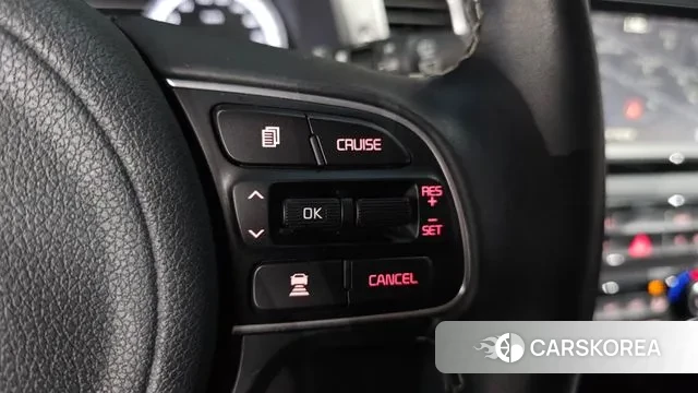 Kia Niro id 3709332 из Кореи 10