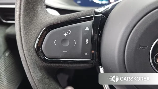 Lotus Emira id 3638823 из Кореи 10