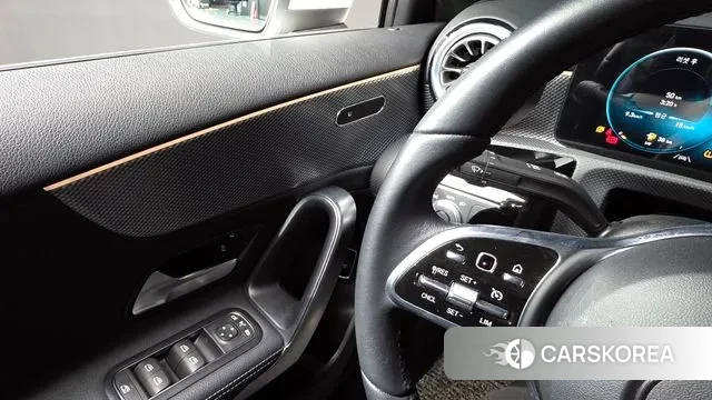 Mercedes-Benz A-Class W177 id 3752129 из Кореи 10