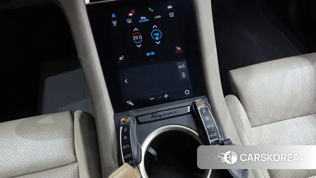 Porsche Taycan id 3650072 из Кореи 10