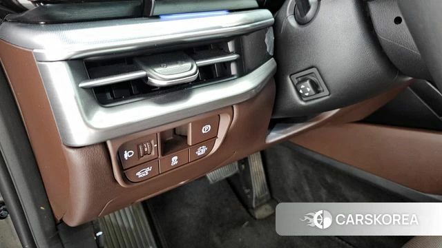Hyundai Grandeur Hybrid (GN7) id 4427795 из Кореи 10