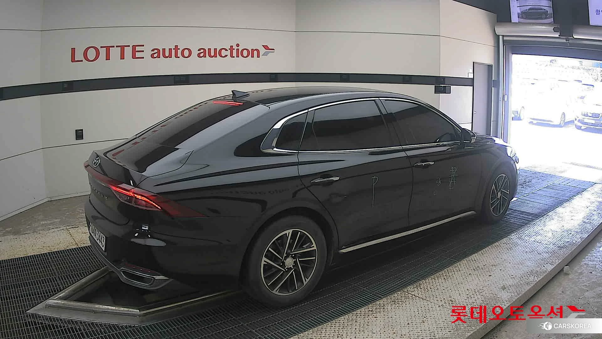 Hyundai Grandeur id 4679316 из Кореи 10