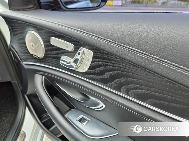 Mercedes-Benz E-Class W213 id 4567924 из Кореи 10