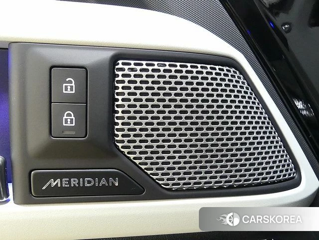 Land Rover Defender (L663) id 4665570 из Кореи 10