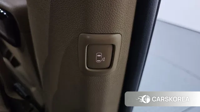 Kia The New Carnival id 3407930 из Кореи 10