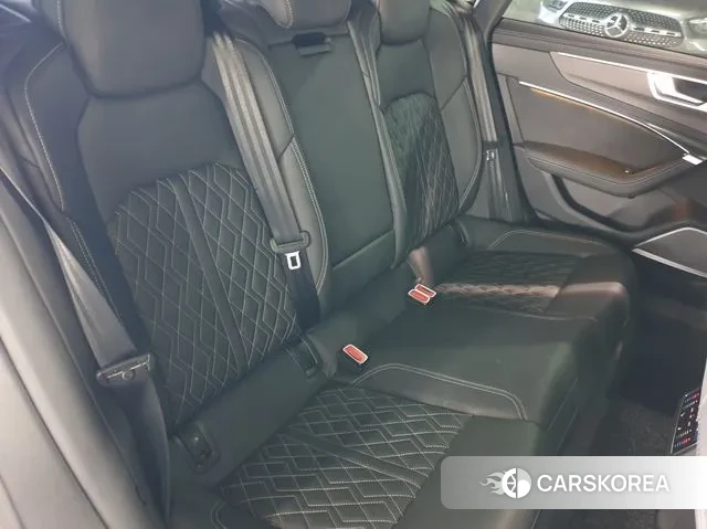 Audi S7 (4K) id 3610803 из Кореи 10