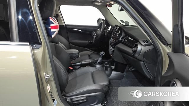 Mini Cooper id 4363322 из Кореи 10