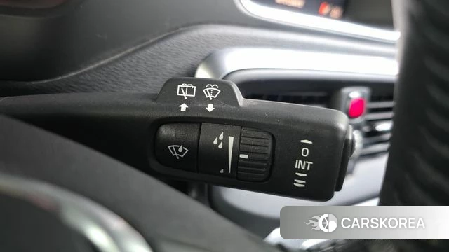 Volvo V40 Cross-Country id 3924645 из Кореи 10