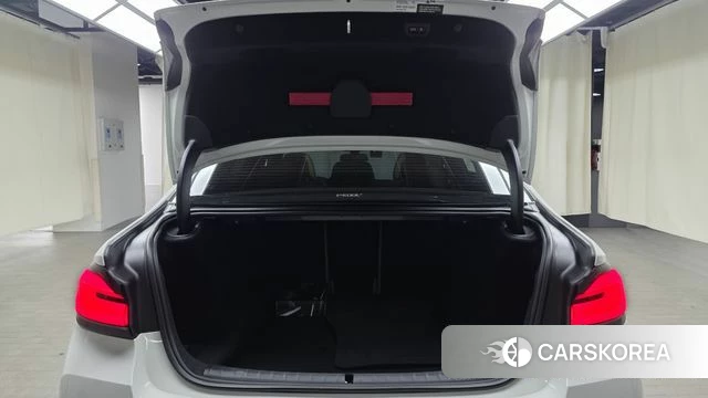 BMW 5 Series (G30) id 4834845 из Кореи 10