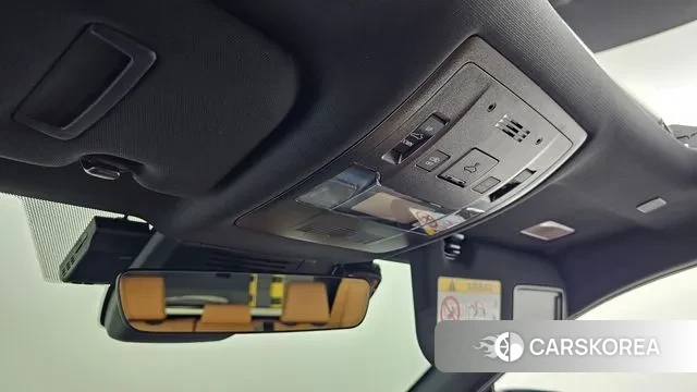 Lexus UX300h id 3731811 из Кореи 10