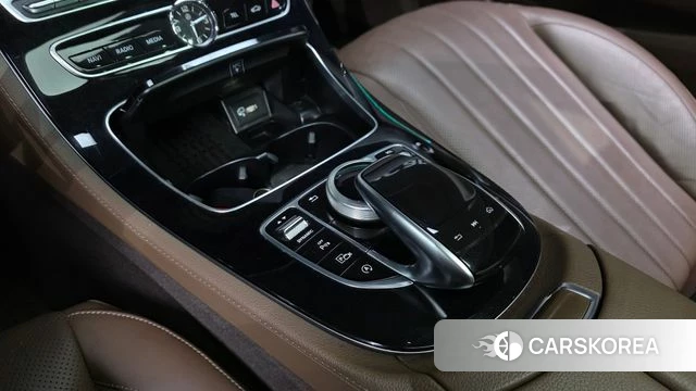 Mercedes-Benz E-Class W213 id 4703221 из Кореи 10