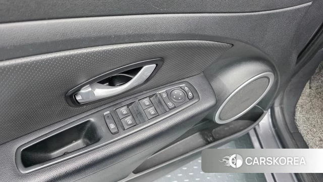 Renault Korea (Samsung) SM3 Z.E. id 4471700 из Кореи 10